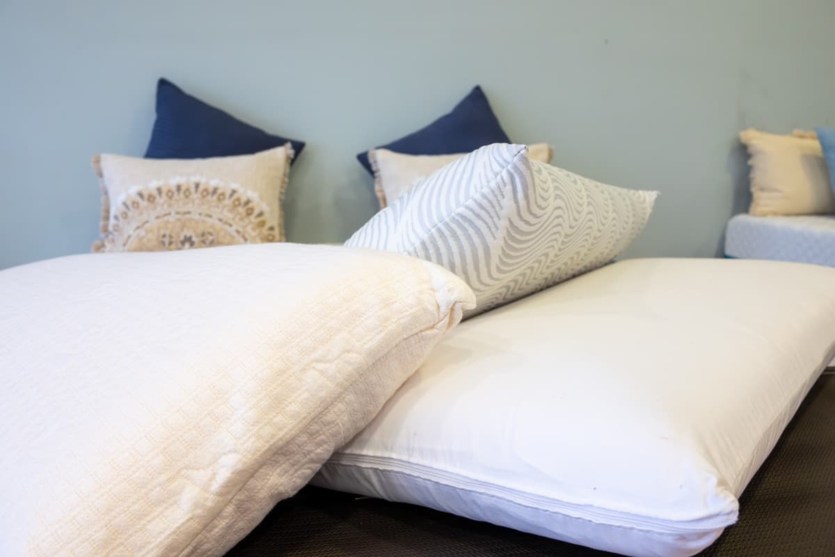  Equipa tu colchón con almohadas de calidad
